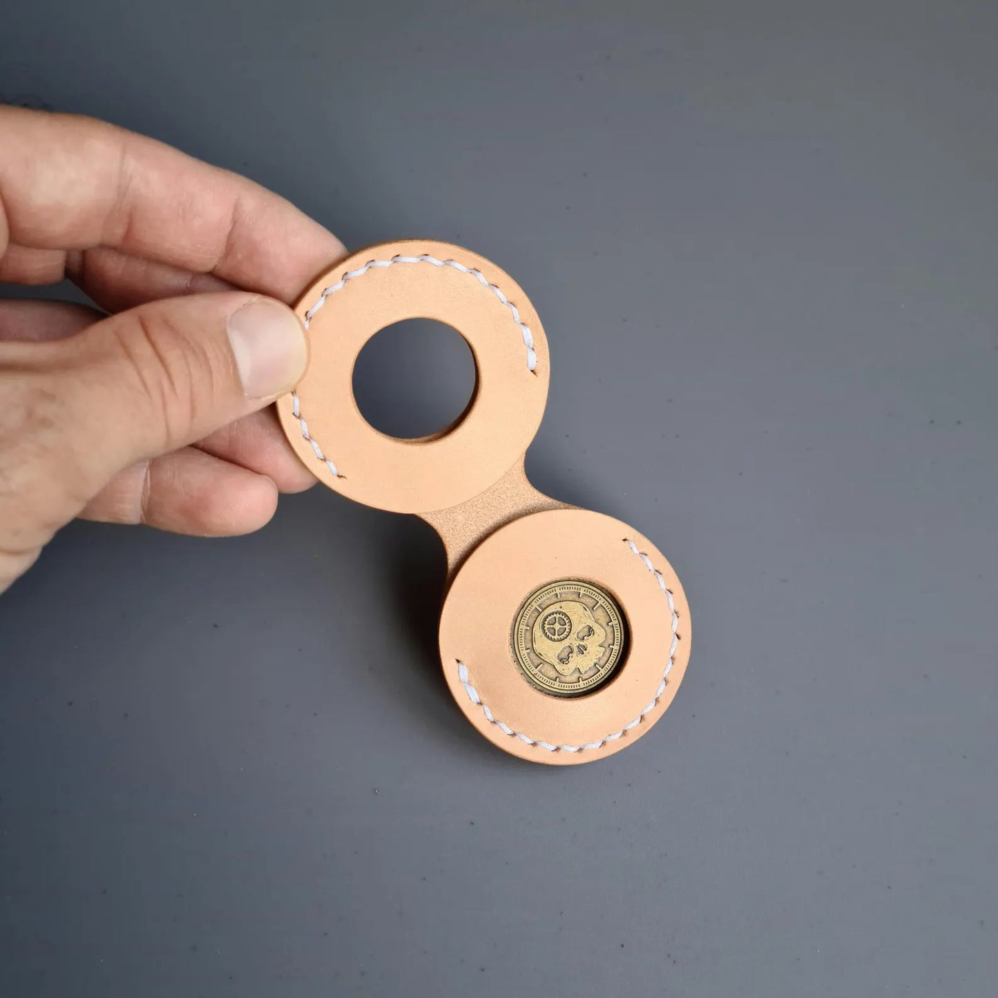 Duo Leather Coin Holder With Cut-outs