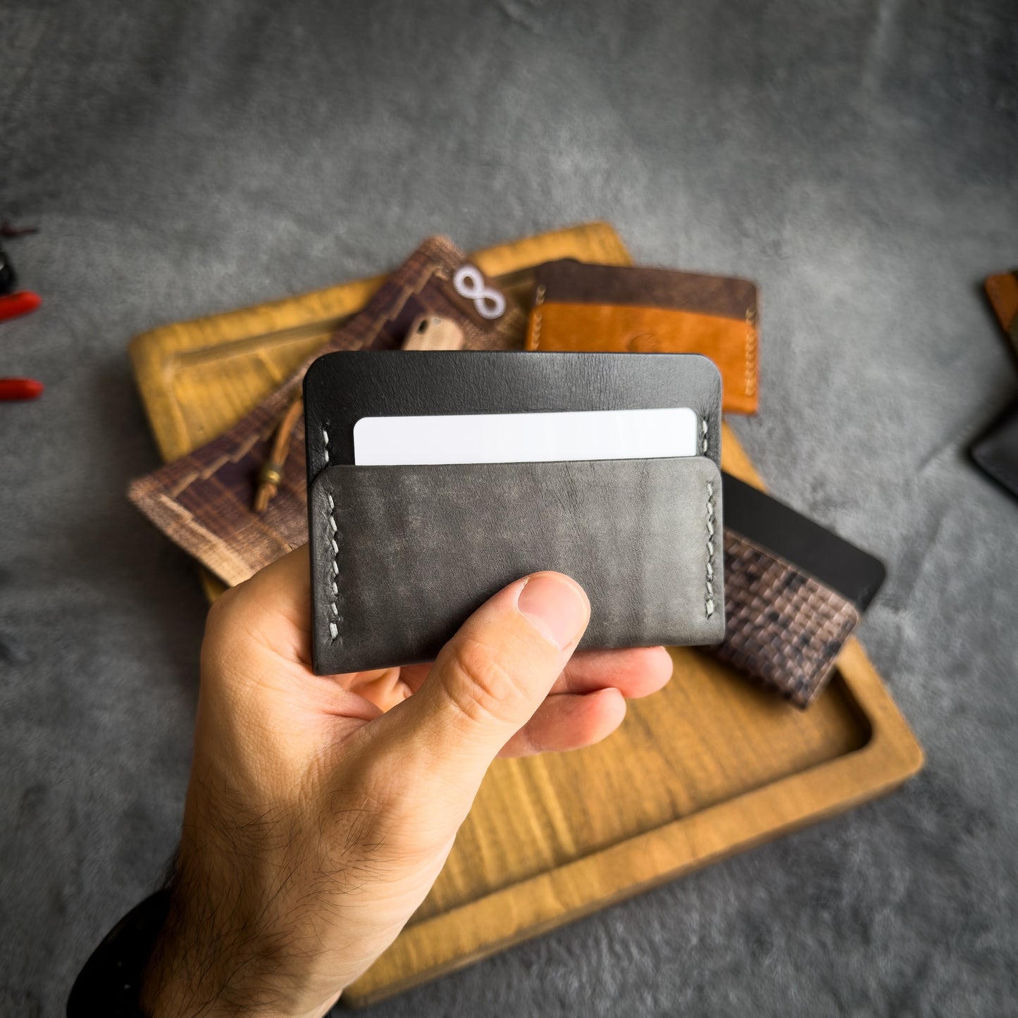 Handgemachte minimalistische Lederbrieftasche