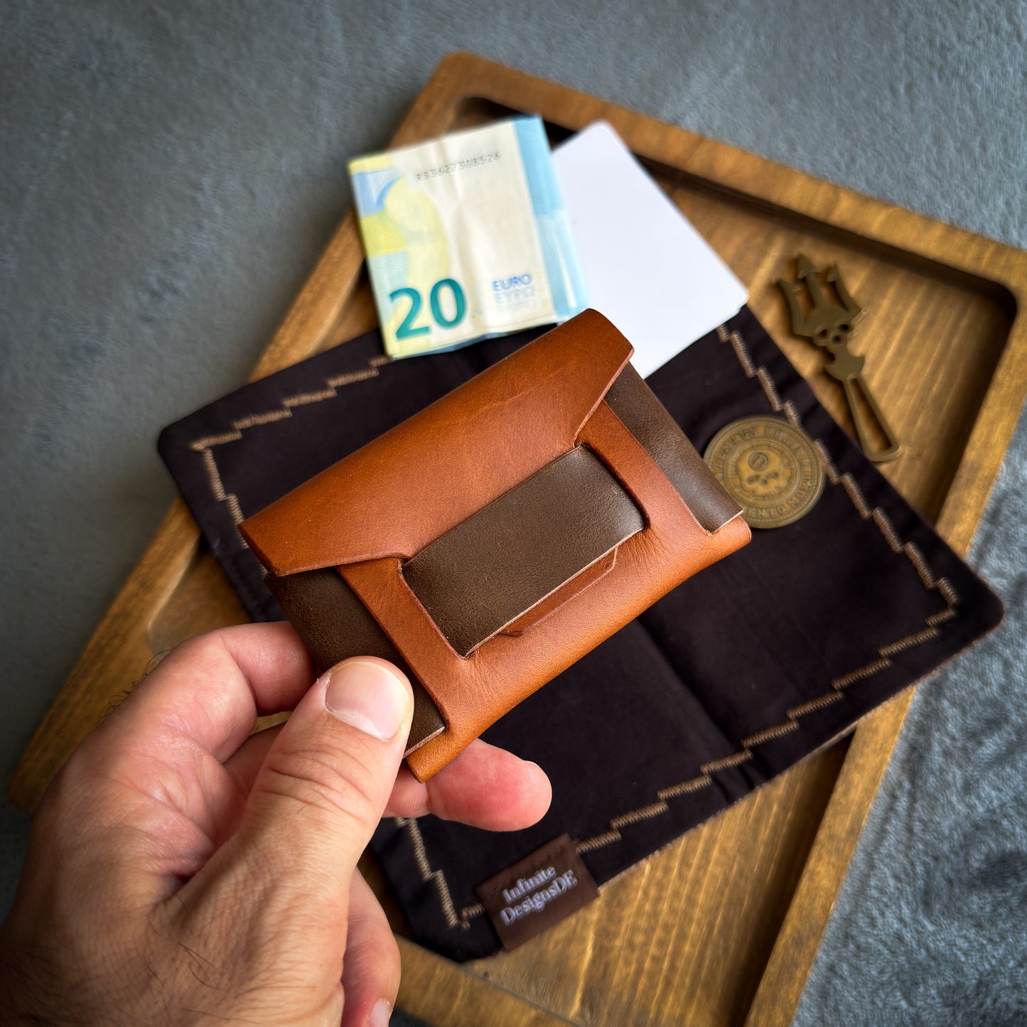 Two-Tone Stitchless Leather Wallet – Handmade Minimalist Full Grain Leather Card Holder