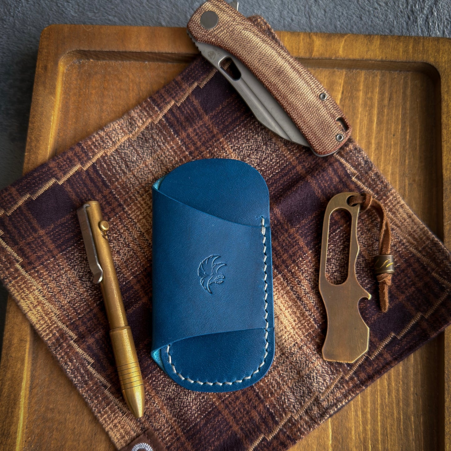 EDC Pocket Organizer for Knife, Pen & Prybar Tool