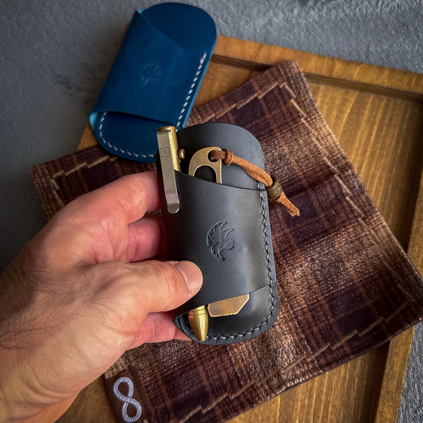 EDC Pocket Organizer for Knife, Pen & Prybar Tool