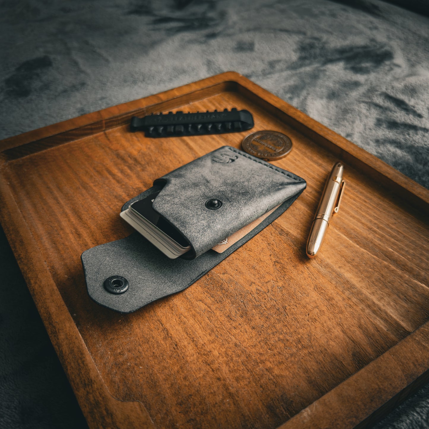 Handgemachte minimalistische Lederbrieftasche