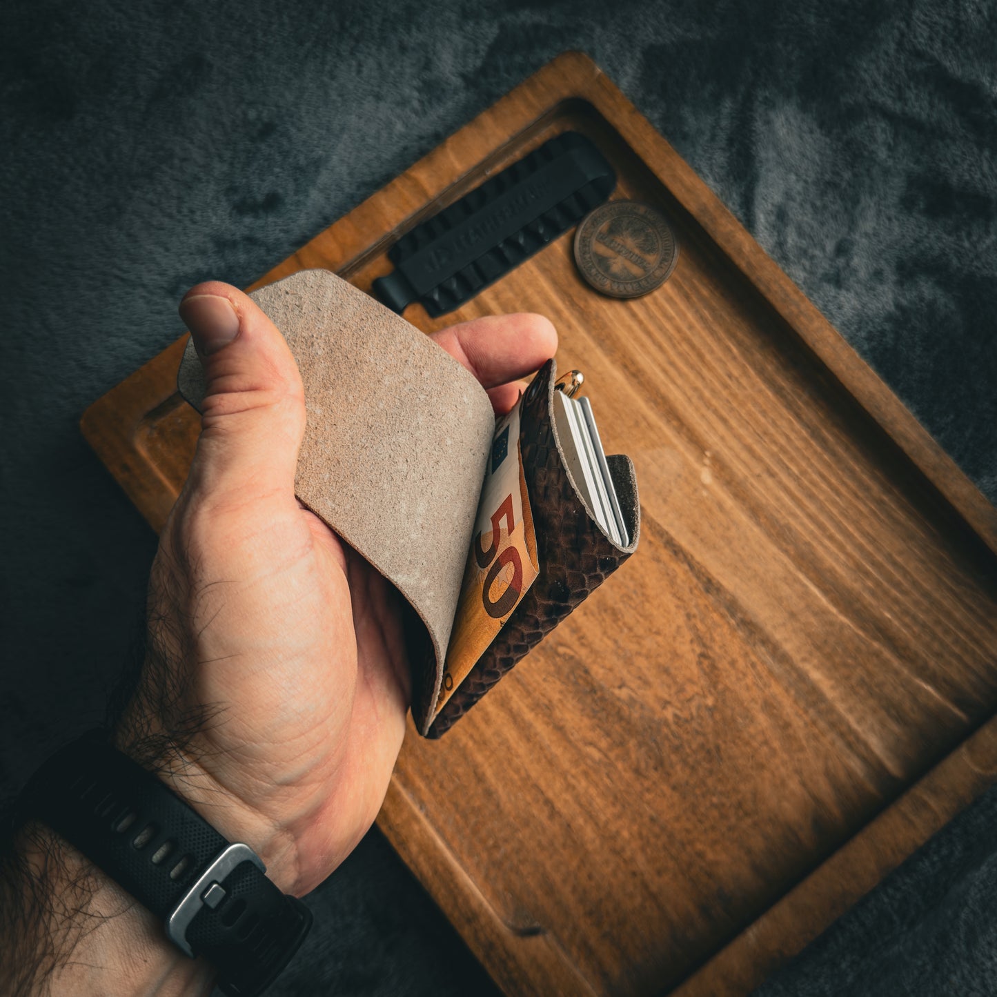 Handgemachte minimalistische Lederbrieftasche