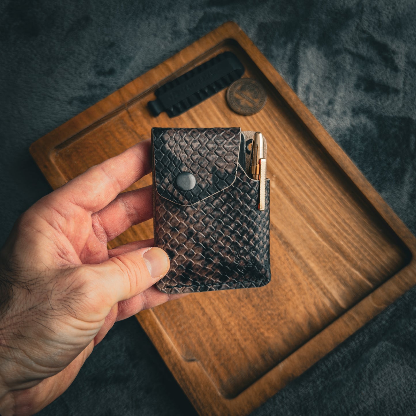 Handgemachte minimalistische Lederbrieftasche