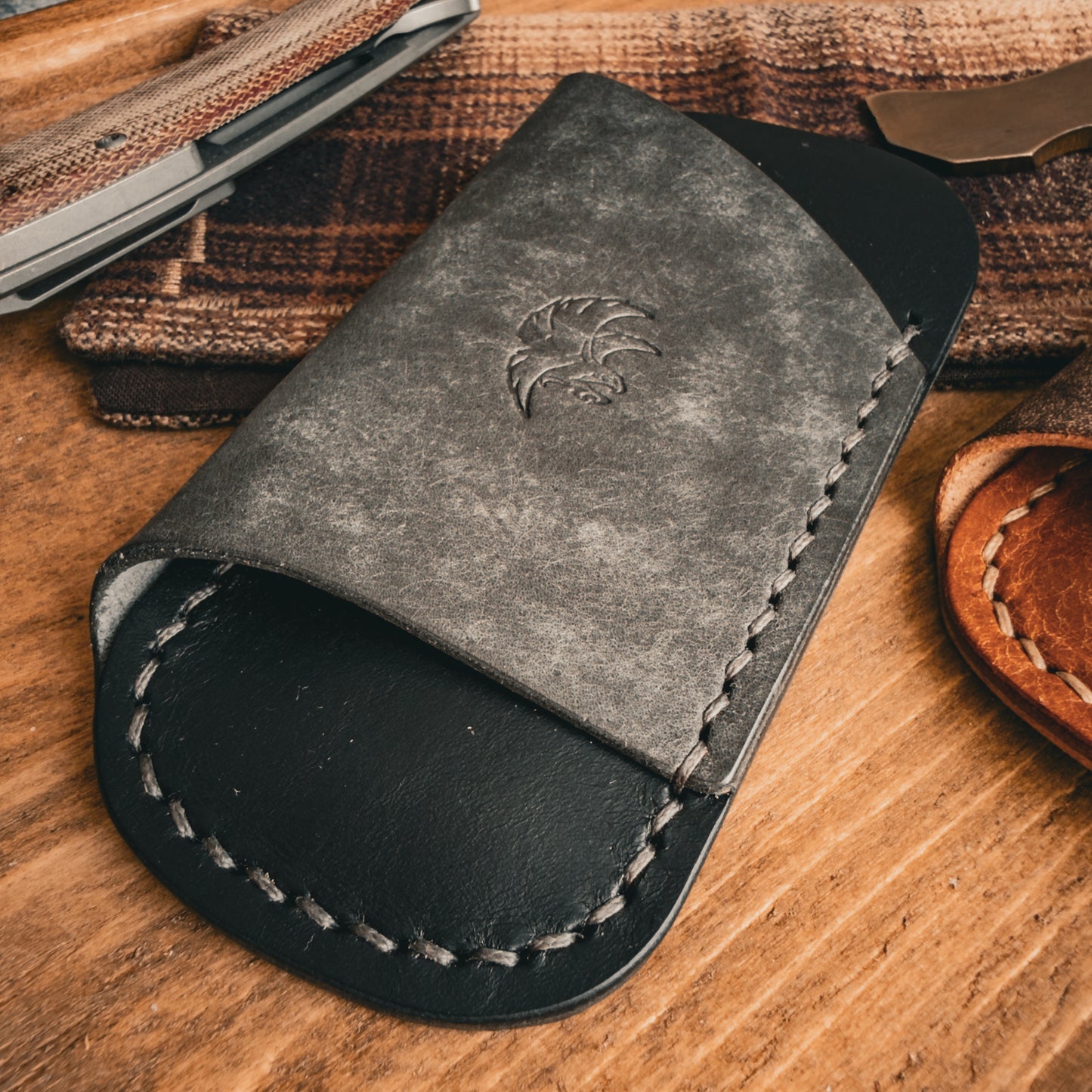 EDC Pocket Organizer for Knife, Pen & Prybar Tool - Dark Grey & Black Leather